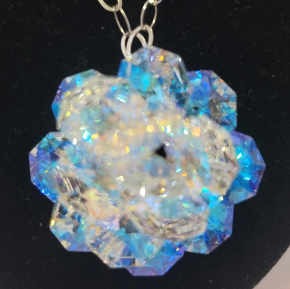 ITALIAN HANDCRAFTED CRYSTAL NECKLACE ON STERLING SILVER CHAIN - Picture 2 of 14